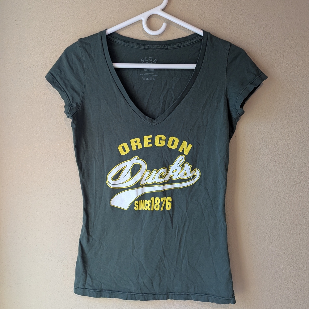 Women's Green Oregon Ducks V-Neck Top